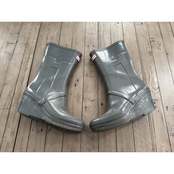 HUNTER Kellan Wedge Heel Mid Calf Rubber Rain Boots Grey Green Size 8M 9F - Picture 1 of 8